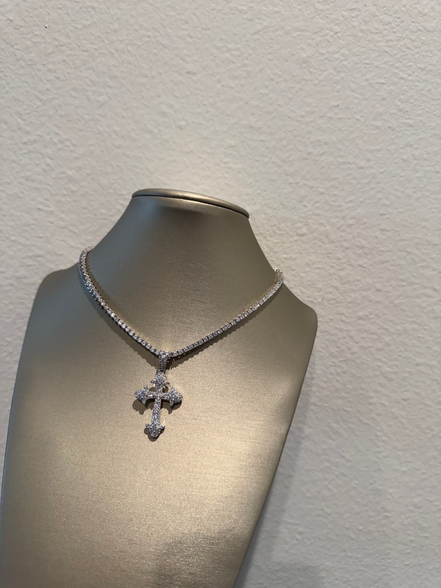 Supreme Diamond tennis necklace