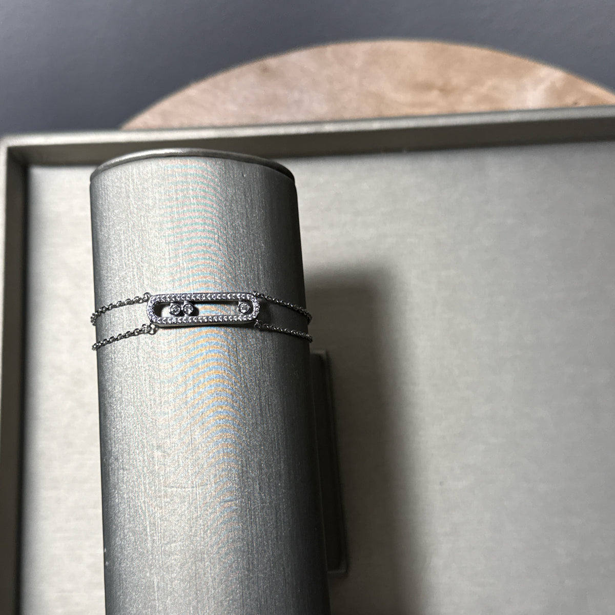 Unò Pavẽ Bracelet