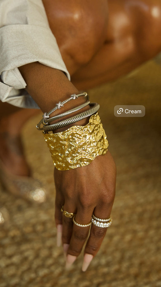 Heavy marble gold bangle