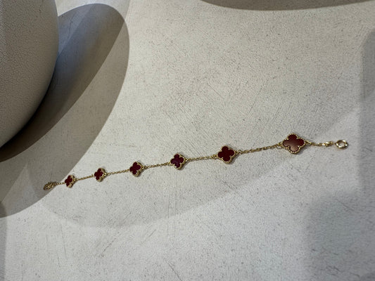 Carnelian motiv bracelet